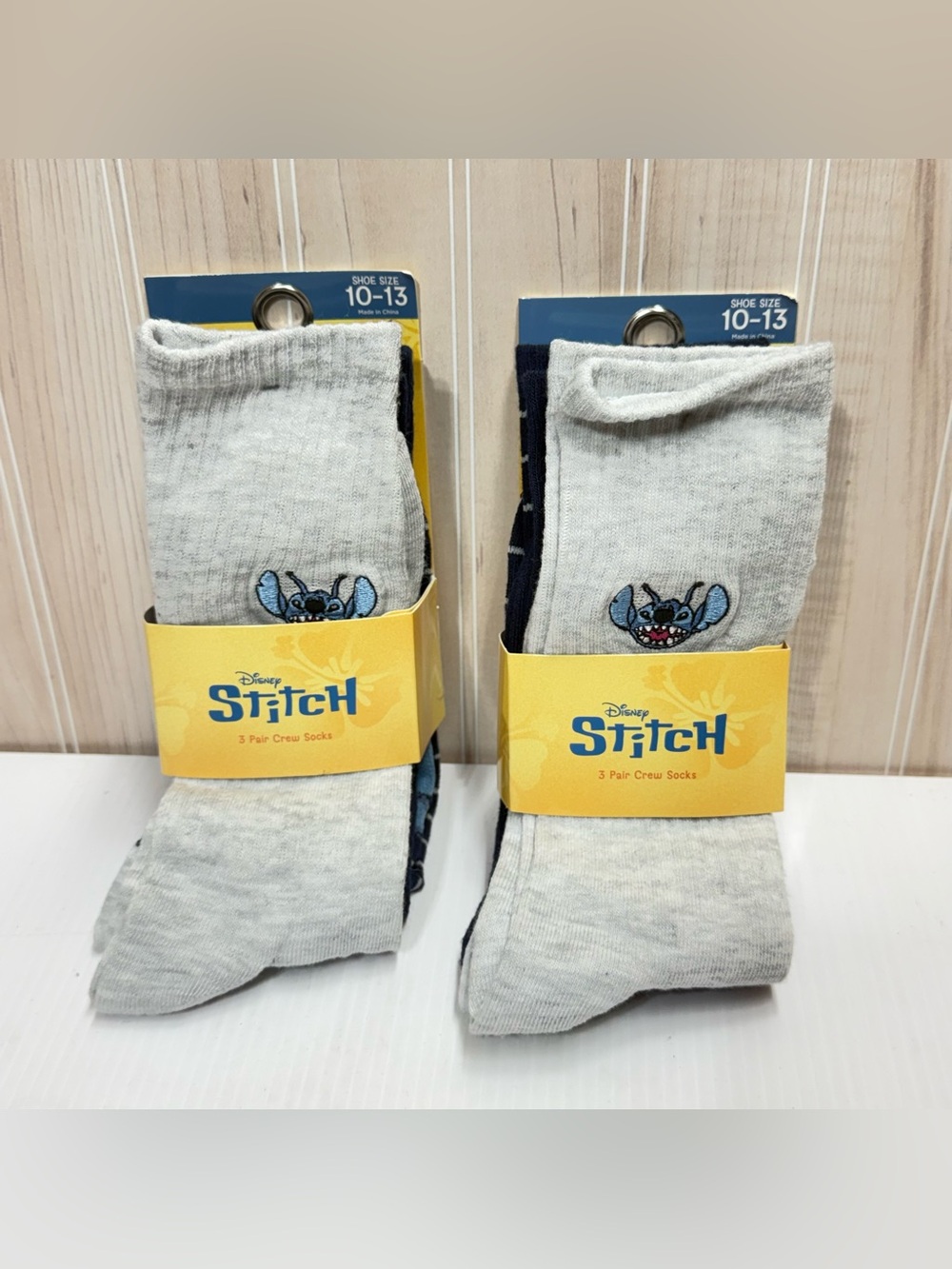 Disney Men’s Crew Socks with Stitch Embroidered Detail - Light Gray & Navy